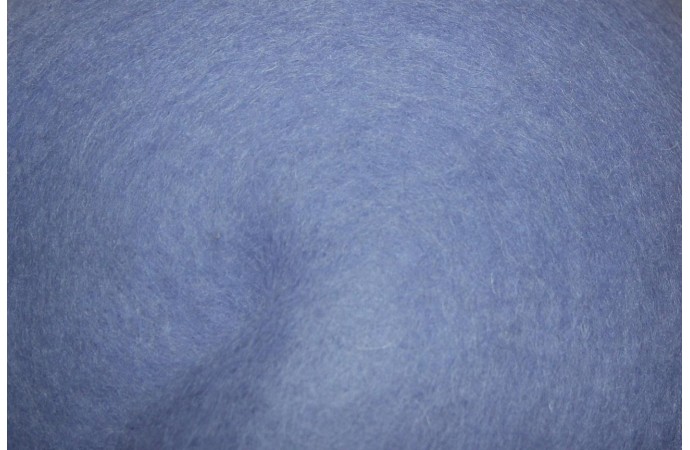 Sky color carded wool