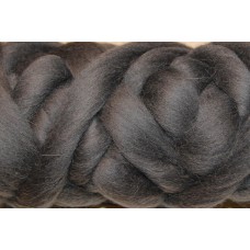 Dark grey color wool tops